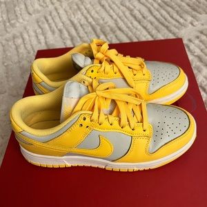 Nike Womens Dunk Air Jordan 1 Low Citron Pulse DC 1503-002 Yellow and Gray 6.5
